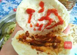 Chinese hamburger*Illustration of how to make pancakes with vegetables 7