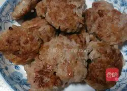 Illustration of how to make lotus root pancakes 6