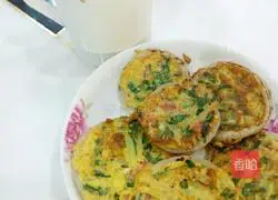 Onion and Egg Pancake Recipe Illustration 4