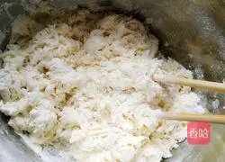 Illustration of how to make scallion pancakes with oil residue 1