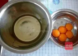 Chiffon Cake Recipe Illustration 4