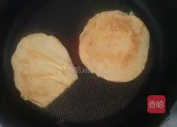 Strawberry Cream Banana Muffins Recipe Illustration 13