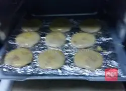 Illustration of how to make purple sweet potato cake 5