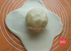 Illustration of how to make flower cake 4