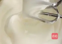 Illustration of how to make rice cooker cream cake 1