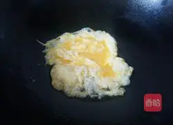 Illustration of how to make fried pancakes 4