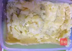 Smiling Potato Pancakes Illustration of how to do it 3