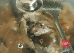 Illustration of how to make fish head cakes 7