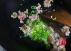 Illustration of how to make pancakes with cornmeal filling 3