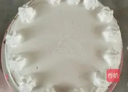 Illustration of how to make cream cake 8