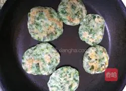 Illustration of how to make Caotou Pancake 5