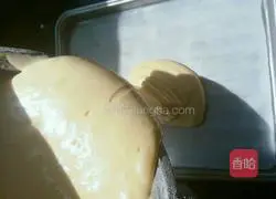 Swiss Cake Roll Recipe Illustration 7