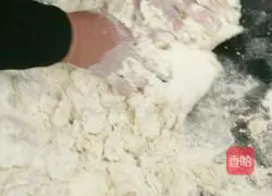 Illustration of how to make yam pancakes 4