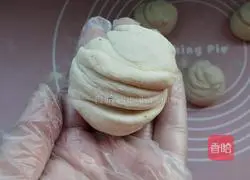 Illustration of how to make egg-filled pancakes 5