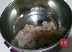 Illustration of how to make shrimp and egg pancakes 1