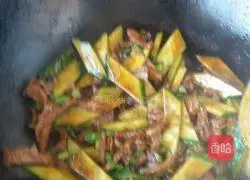 Home-style stir-fry Illustration of how to make cakes 4