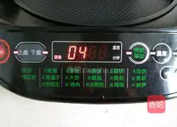 Illustration of how to make egg and meat waffles (electric pancake version) 3