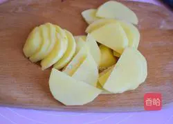 Illustration of how to make fried potato cakes 1