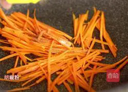 Illustration of how to make Korean colorful burritos 12