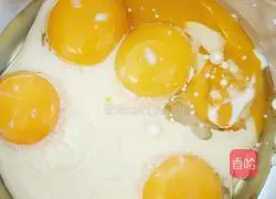 Six-inch heart-shaped chiffon cake recipe 3