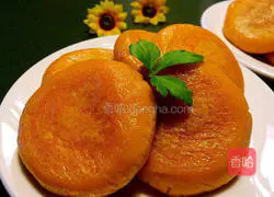 Golden Pancake Recipe Illustration 12