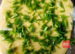 Onion Pancakes Illustration of how to do it 2