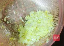 Illustration of how to make meatloaf stuffed with pork and cabbage 6