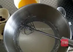 Portuguese Egg Tart Recipe Illustration 4