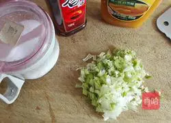 How to make chopped green onion pancakes Illustration 1