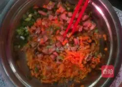 Illustration of how to make fragrant egg pancakes 2