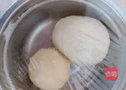 Illustration of how to make wife cake (bean paste version) 1