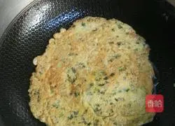 Illustration of how to make chive egg pancake 5