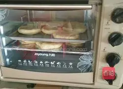 Illustration of how to make minced meat pancakes 8