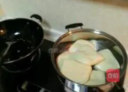 Lotus leaf Illustration of how to make eggs with cakes 1