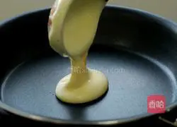 Illustration of how to make strawberry waffles 9