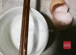 Illustration of making noodles with egg cakes 2