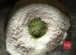 Illustration of how to make clear sauce thousand-layer cake 1