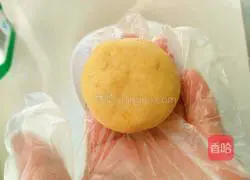 Illustration of how to make sweet potato cheese cake 9