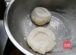 Illustration of how to make green onion cake 1