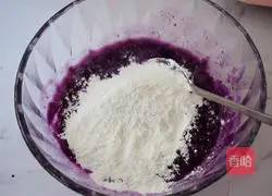 Milk Purple Sweet Potato Cake Recipe Illustration 7