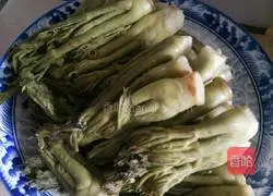 Illustration of how to make thorn sprout cake 1