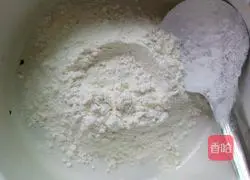 Illustration of how to make small steamed buns and black sesame pancakes 3