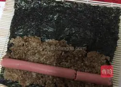 Illustration of how to make piggy sushi 5