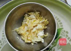 Illustration of how to make fried pancakes 3