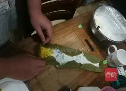 Illustration of making matcha towel roll 13