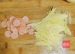 Breakfast Potato Omelette Recipe Illustration 2