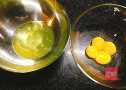 Cocoa Cranberry Cake Roll Recipe Illustration 2