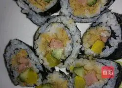 Illustration of how to make meat floss sushi 7