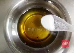 Illustration of how to make silk-wrapped hand-torn cakes 7