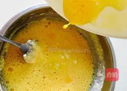 Illustration of how to make fried corn tortillas 4